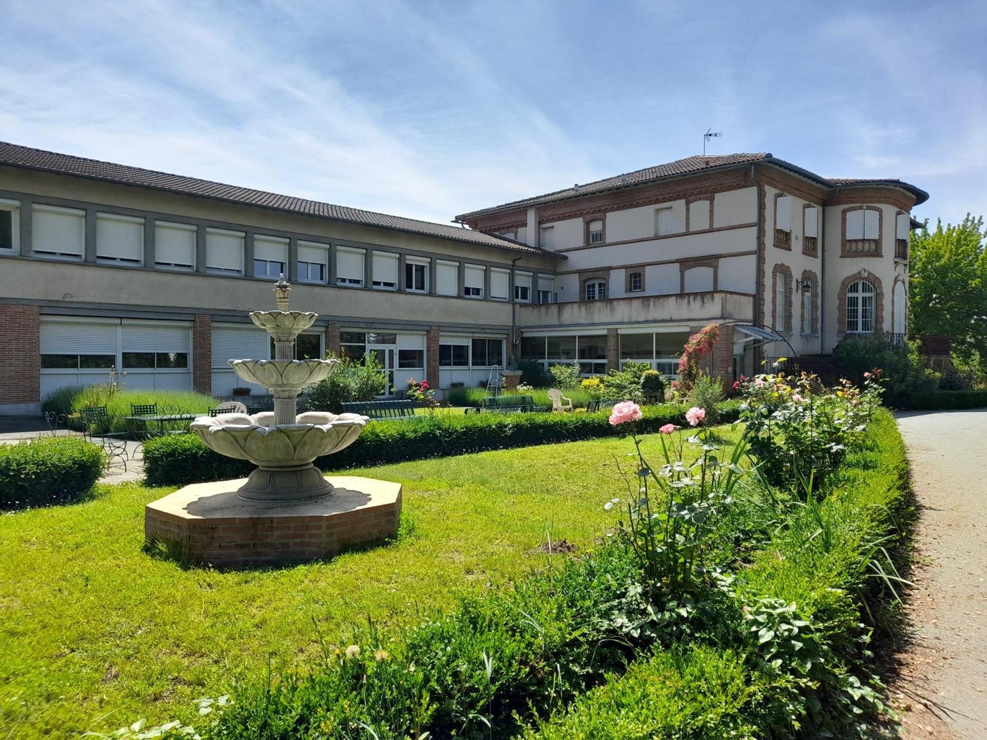 Hotel Centre Louis Ormières à Montauban Extérieur photo