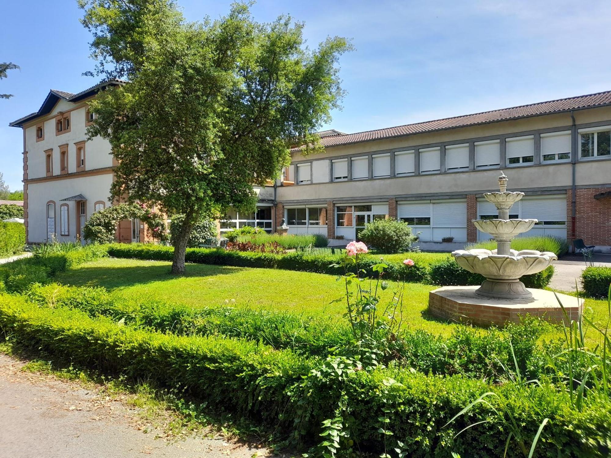 Hotel Centre Louis Ormières à Montauban Extérieur photo